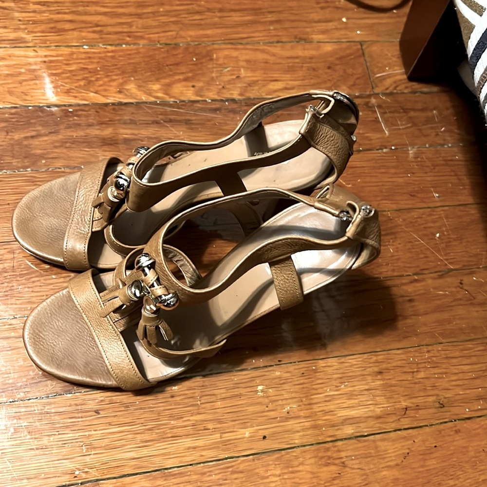 Gucci Women Sandals - 37.5